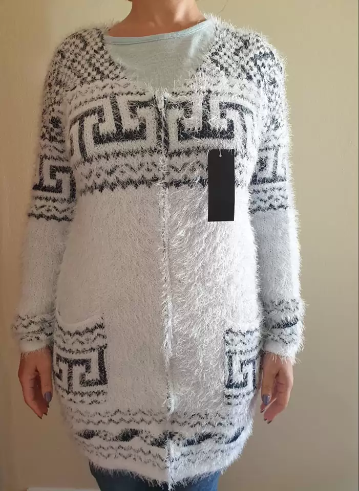 Cardigane pufoase cod H202